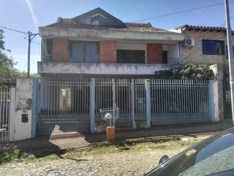 Casa En Barrio San Vicente Con Excelente Ubicación
