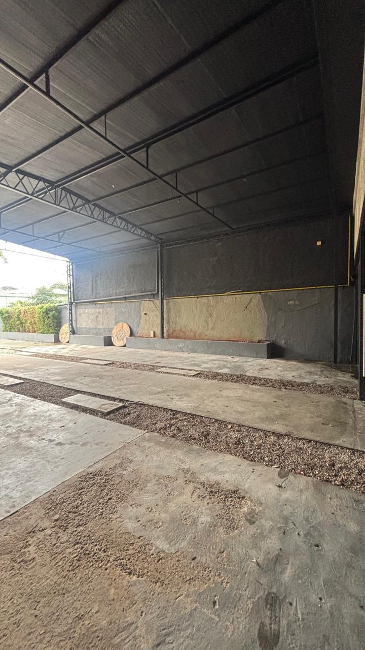 **ALQUILO AMPLIO LOCAL COMERCIAL GASTRONOMICO EN VILLA MORRA – 400 M²** — foto 3