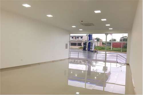 ALQUILO SALON COMERCIAL EN ESTACION DE SERVICIOS ÑEMBY — foto 3