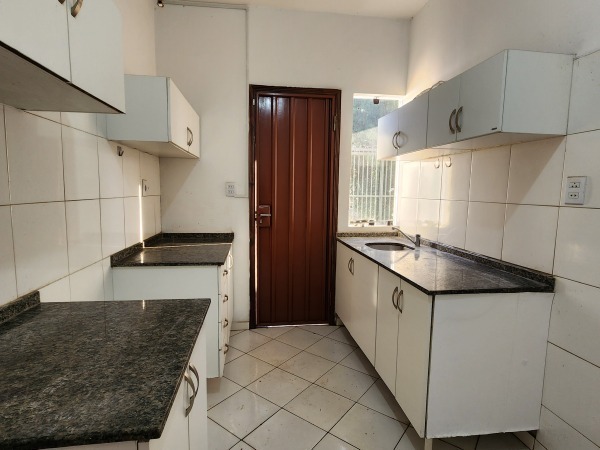 SE ALQUILA DUPLEX - ZONA CIT — foto 3
