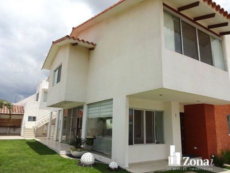 Hermosa Casa 2 Plantas