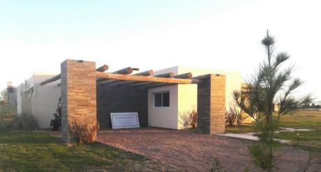 Casa A Estrenar En VIñedos De La Tahona