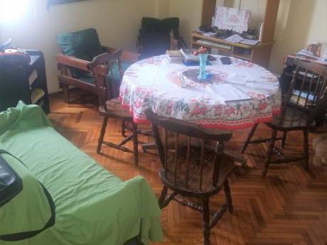 Vendo Departamento Un Dormitorio Calle Uruguay