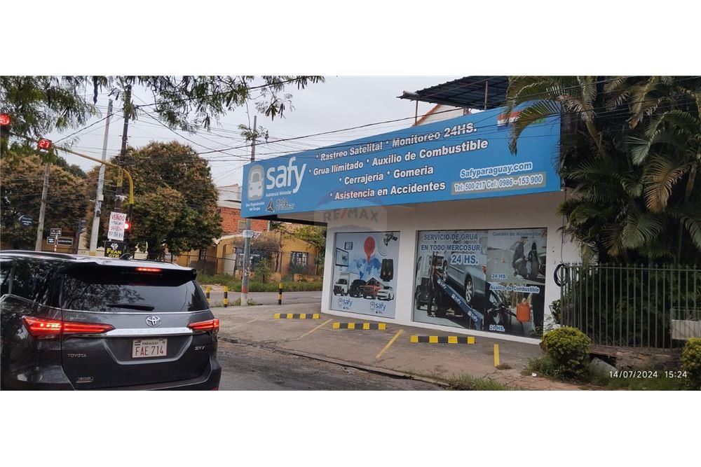 ALQUILO LOCAL COMERCIAL EN FERNANDO DE LA MORA SOBRE MARISCAL LOPEZ — foto 2