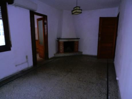 1931 Excel Apto Dos Dorm.pb Con Hogar Patio Prox. A Ppales Avdas.
