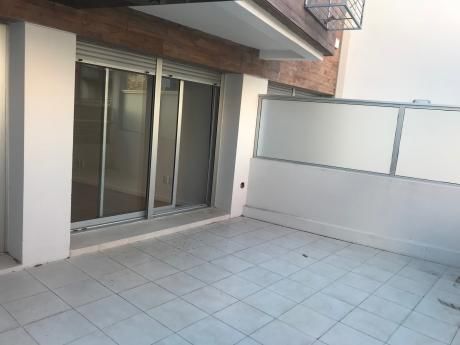 Estrena, Terraza De 23m2