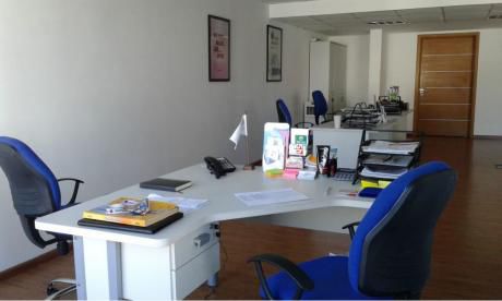 Alquiler Oficina De Categoría En Imperium Building