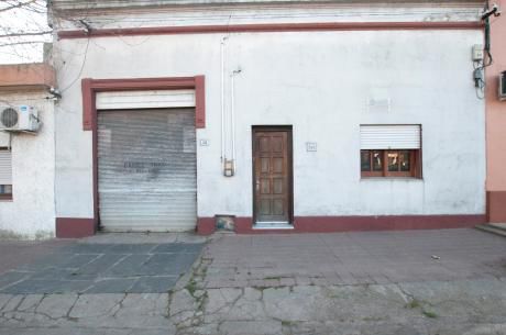 Casa A Reciclar En Muy Buen Punto De Minas