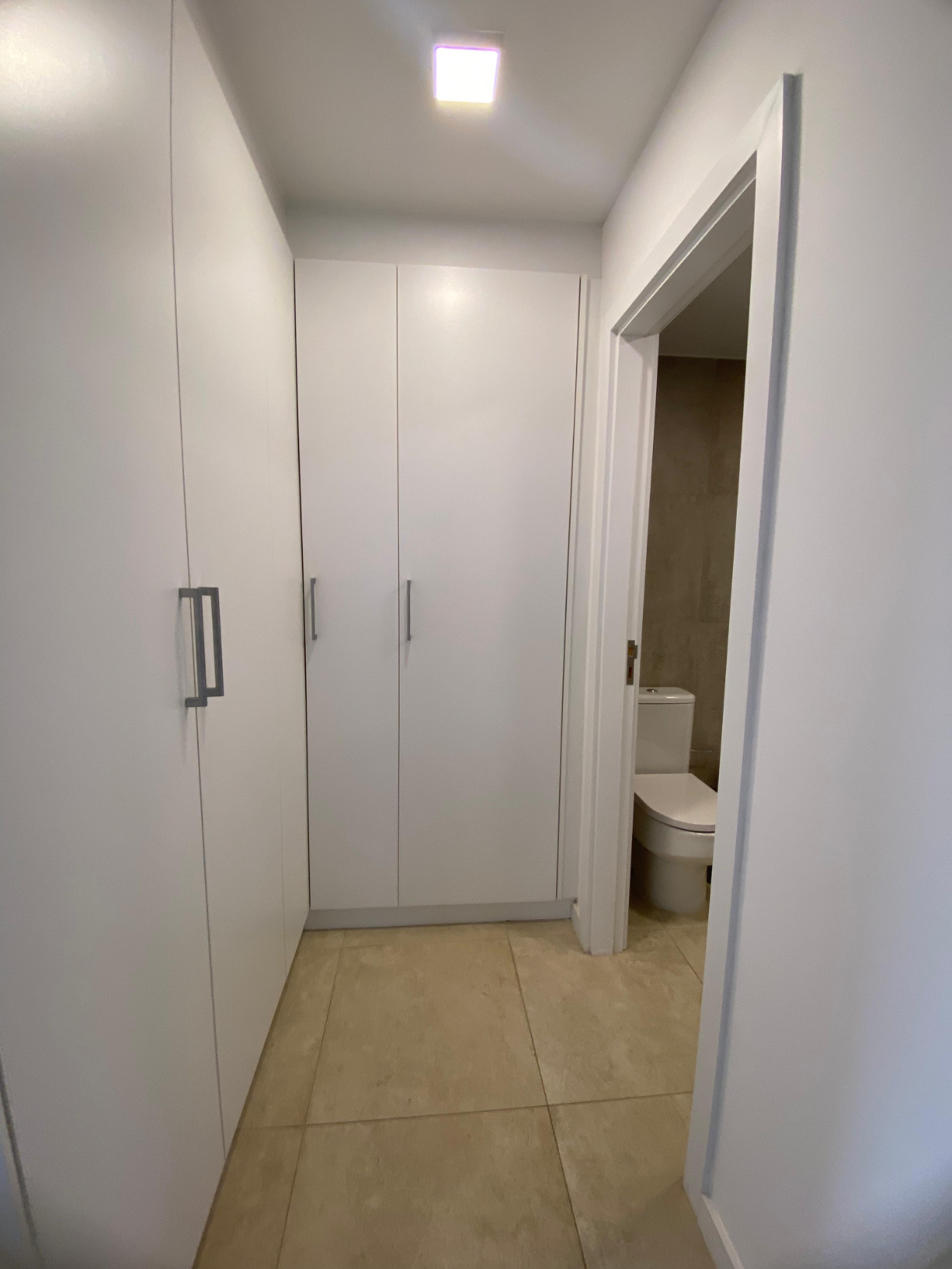ALQUILO DEPARTAMENTO SIN MUEBLES EN BARRIO MBURUKUYA — foto 2