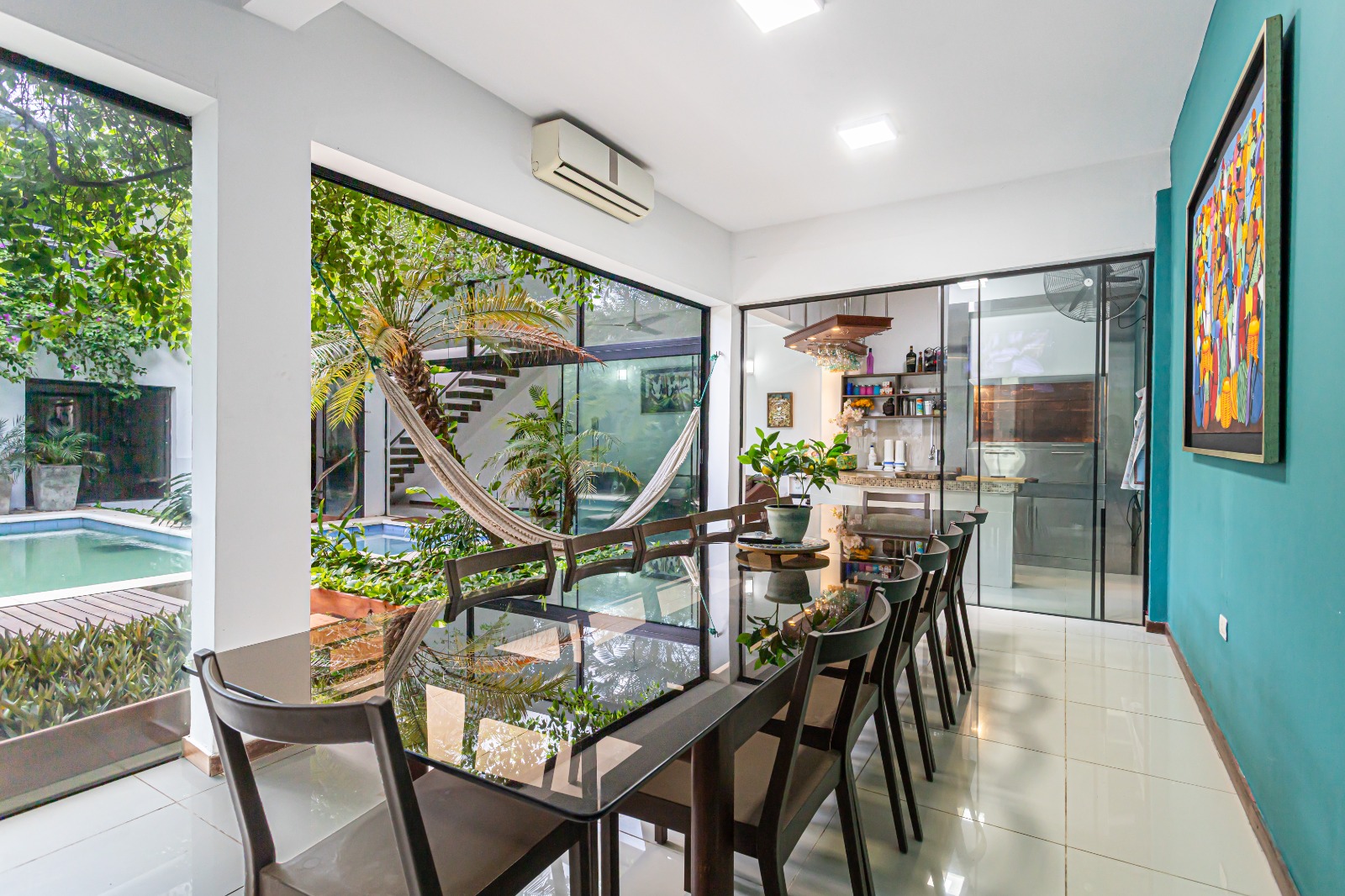 ALQUILO HERMOSA CASA AMOBLADA BARRIO MARISCAL - 3800 USD — foto 2