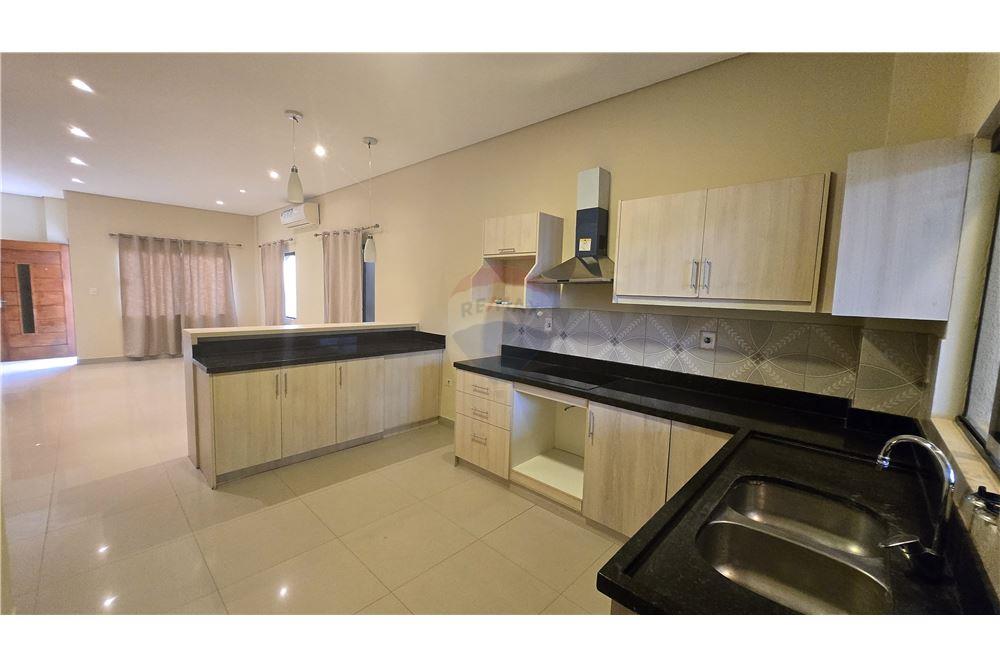 Duplex - Alquiler - Paraguay Central Mariano Roque Alonso — foto 2