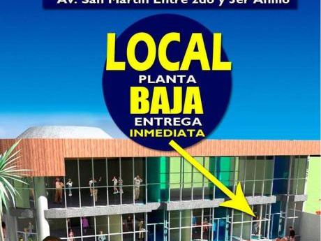 Local Comercial En Equipetrol!! Alquiler 1400 $us.