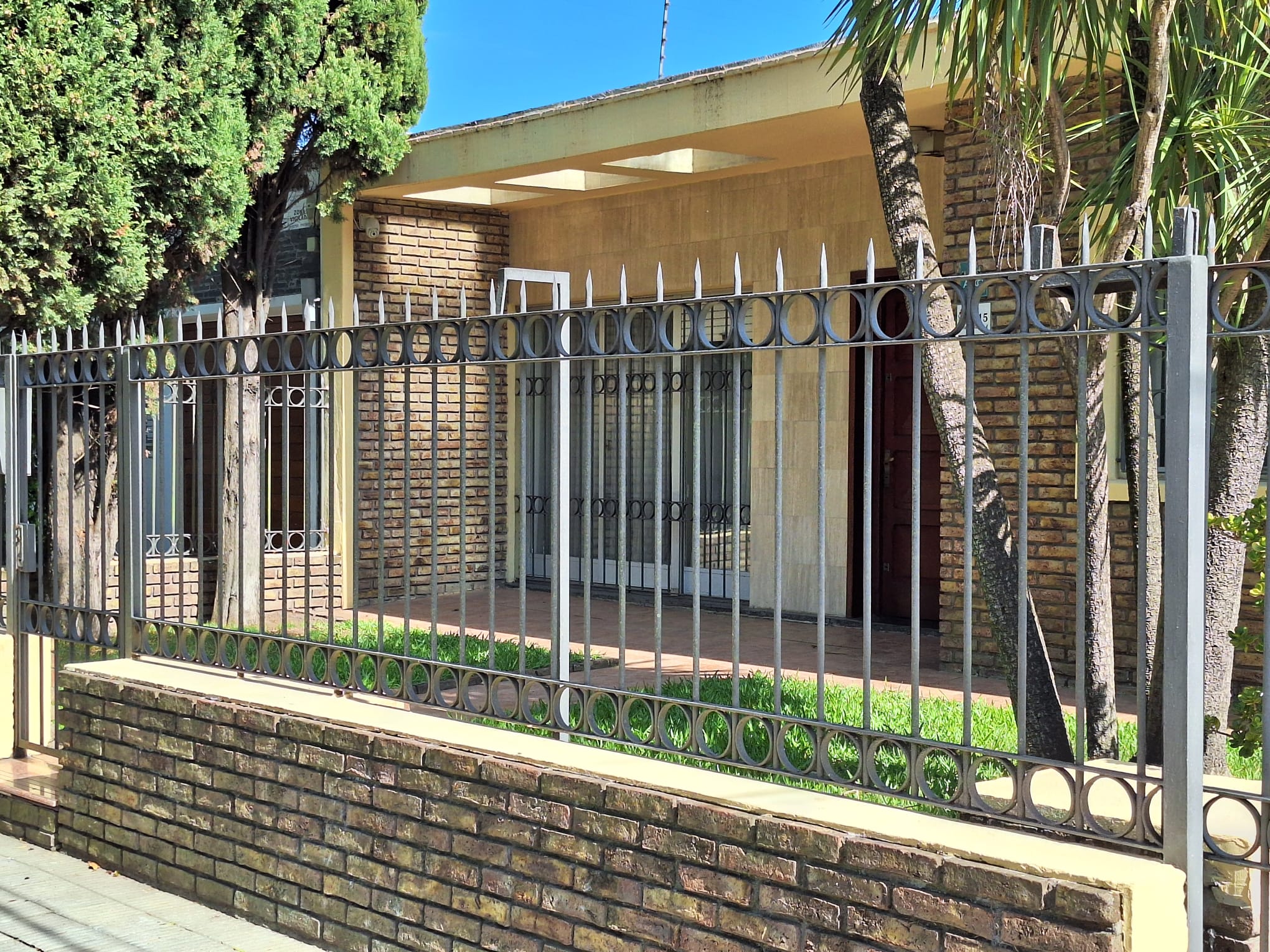 Dueño Vende!!- La Blanqueada!!! Excelente Casa!!