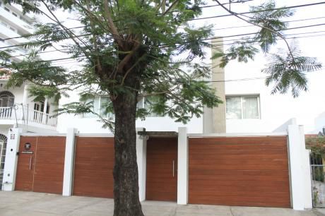 Casa De Lujo En Venta Sobre La Av. Las America