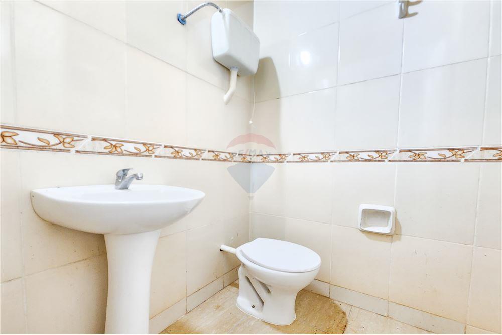 VENDO AMPLIA RESIDENCIA ZONA PINEDO SHOPPING — foto 2
