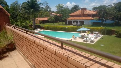 Vendo Grande E Importante Departamento En San Bernardino- Zona Centro