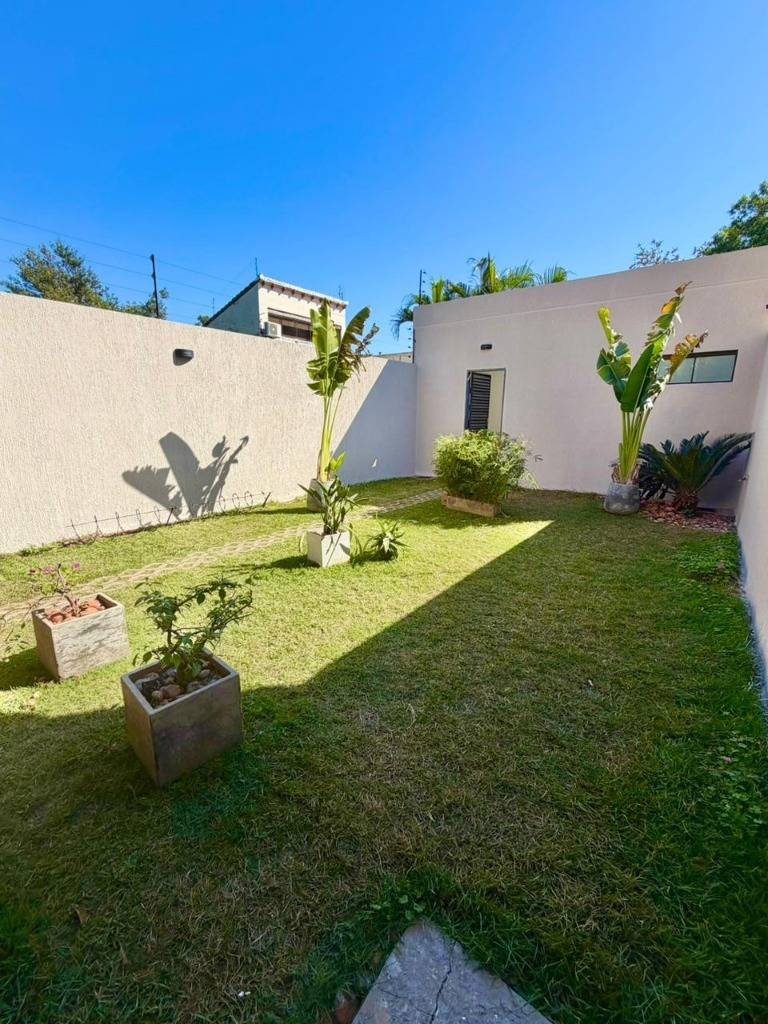 ALQUILO duplex en B° Jardin de Oro , a pasos de Super Villa Sofia — foto 3