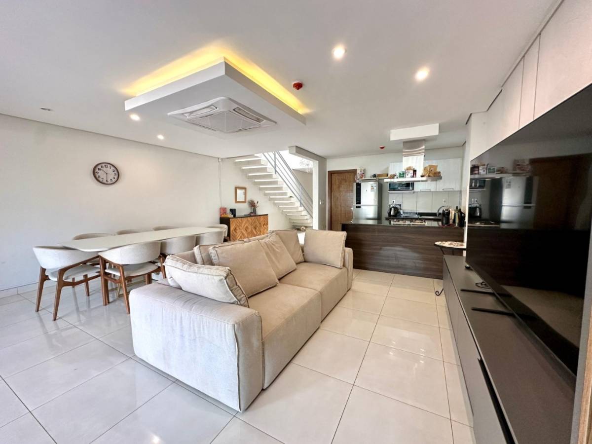 Dúplex Amoblado En Los Laureles — foto 3