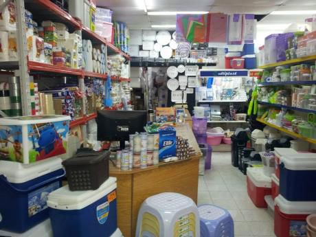 Bazar Plástico Excelente Ubicación