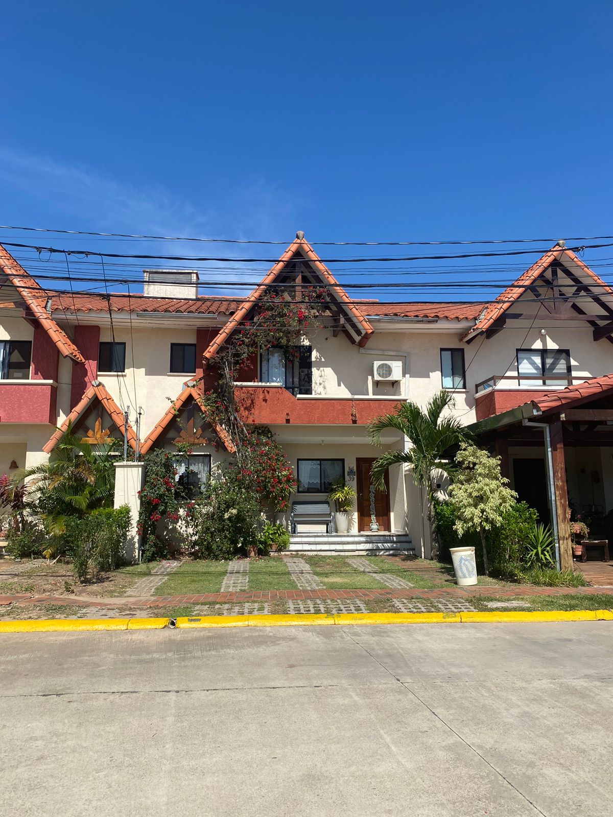 Casa En Venta - Villa Ada 