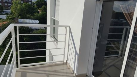 Oportunidad - A Media Cuadra De Av Italia