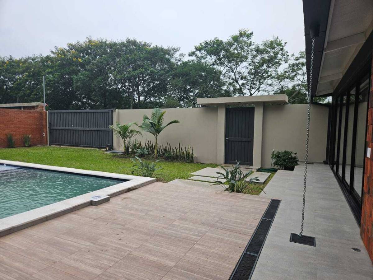 Vendo casa a estrenar en San Bernardino,ubicacion privilegiada — foto 2