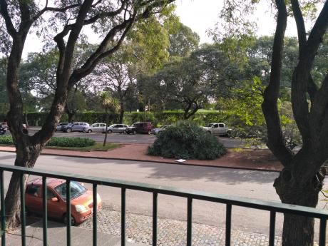 Frente Al Golf, Vista Despejada