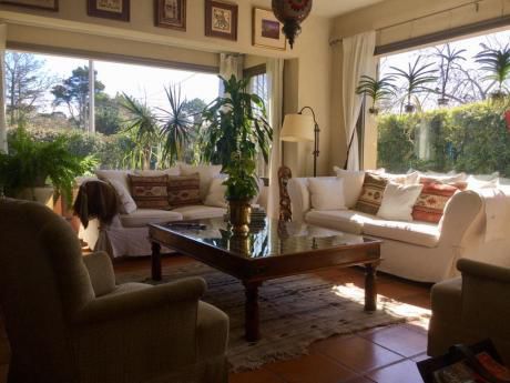 Excelente Casa En Alquiler - Parque Miramar
