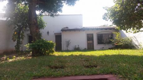 Casa En Lambare, B° Santo Domingo