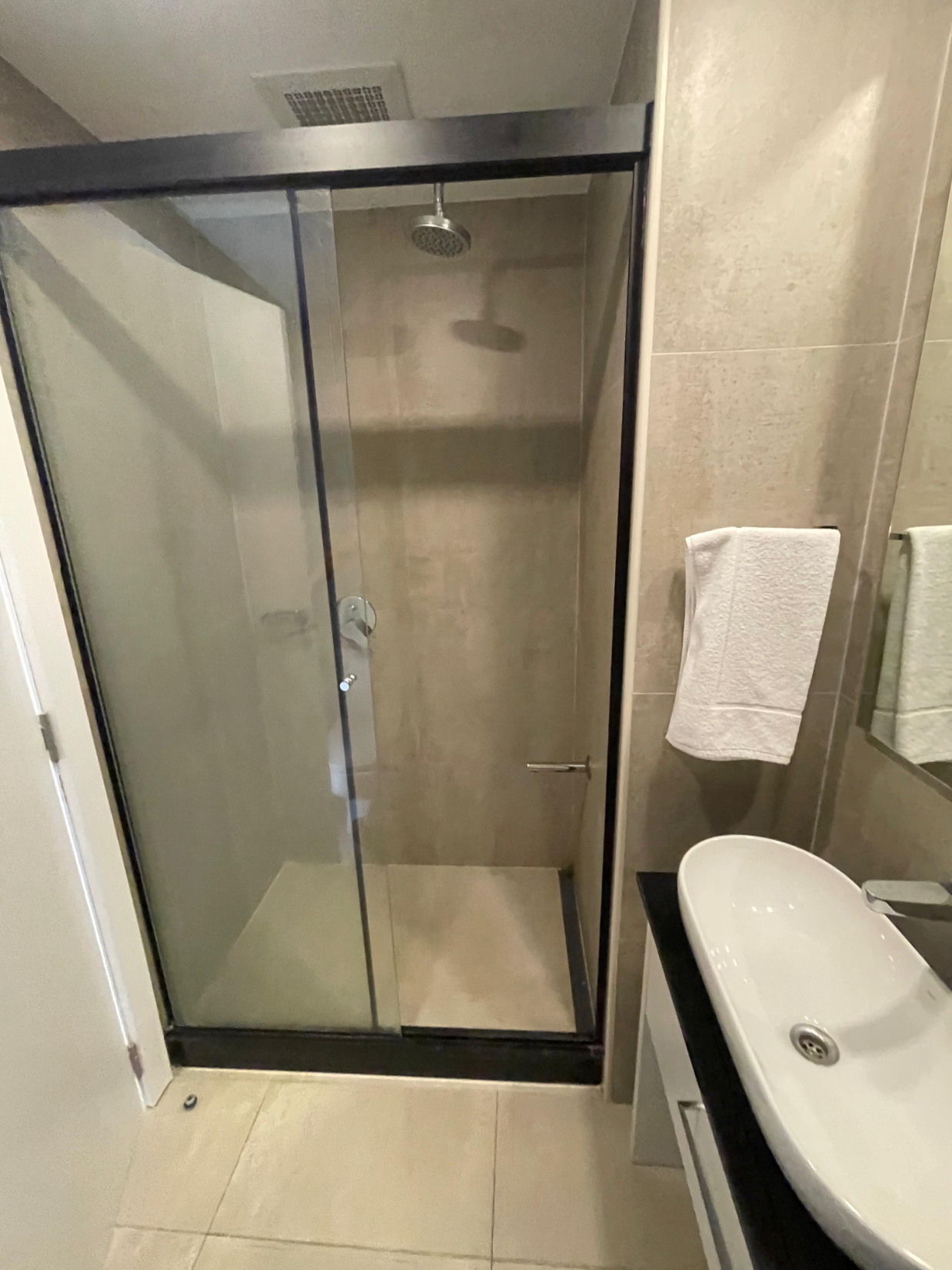 DEPARTAMENTO DE DOS DORMITORIOS AMOBLADO - ZONA SANTISIMA TRINIDAD — foto 3