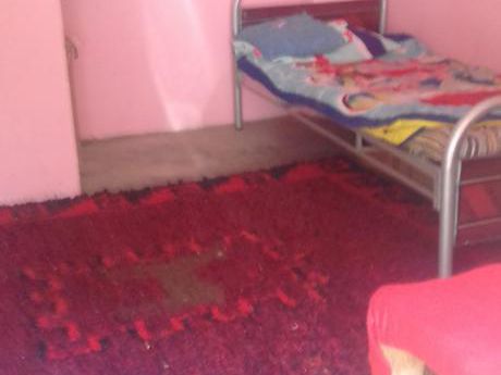 Habitacion Pequeña (opcion Muebles, Wifi) Para Estudiante O Persona Sola