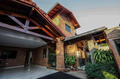 Residencia En Alquiler