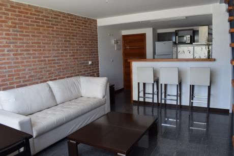 Diamantis - Equipado , Loft Con Garaje