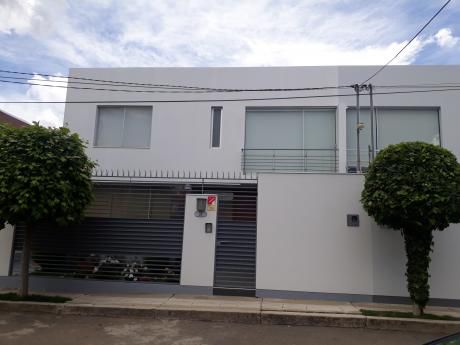 Preciosa Casa En Venta