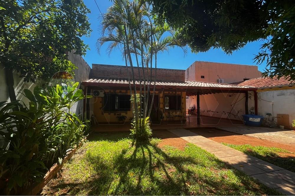 VENDO AMPLIA CASA EN Mariano Roque Alonso Barrio Monseñor Bogarín — foto 3