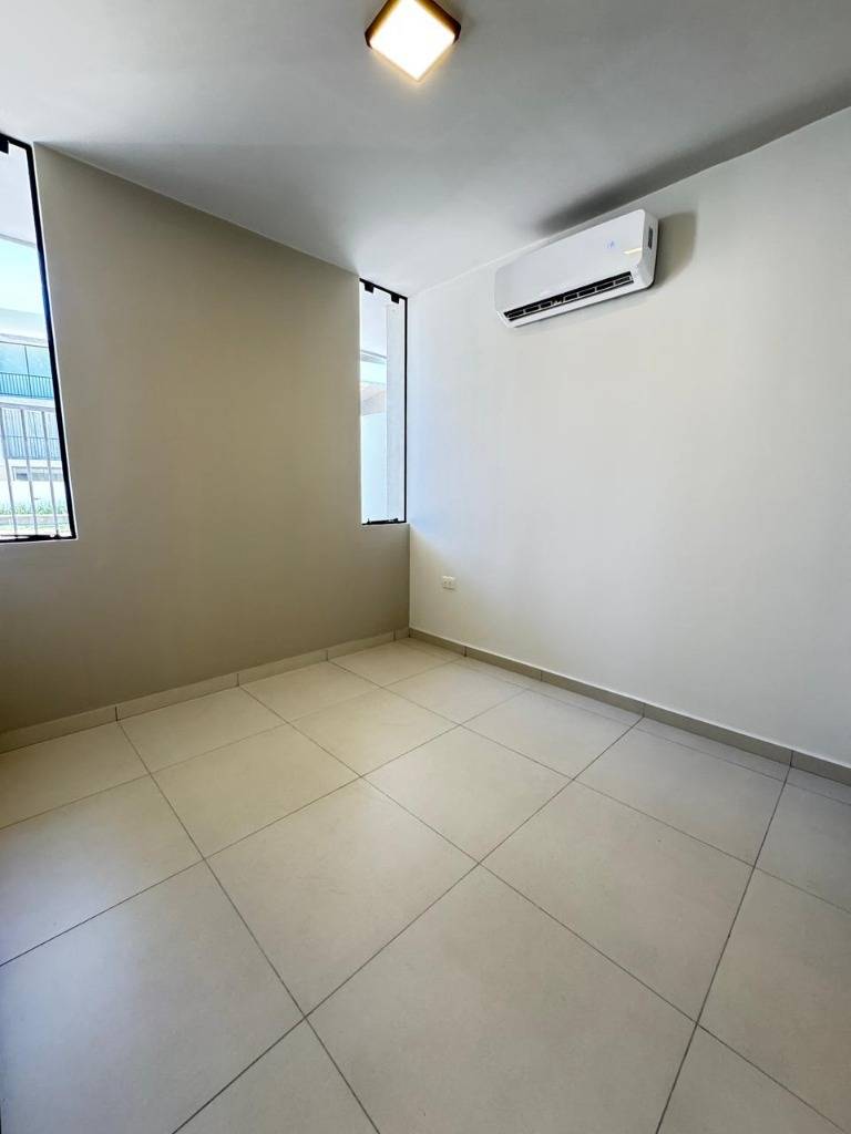 ALQUILO DEPARTAMENTO EN LUQUE ZONA CIT — foto 3