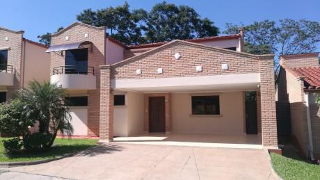 Vendo Hermosa Casa En Barrio Cerrado Boulevard Balcones Confederacion