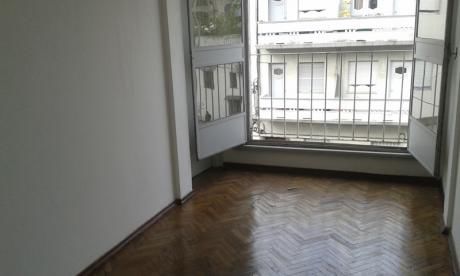 Apartamento Al Frente 2º Por Escalera