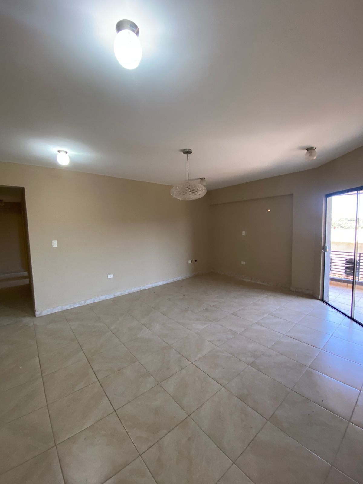 Casa en alquiler en Fernando de la Mora — foto 2