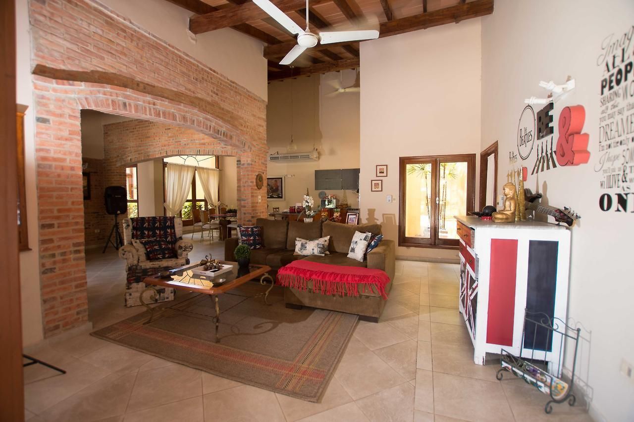 EN VENTA AMPLIA CASA QUINTA EN SAN BERNARDINO PUERTA DEL LAGO — foto 2