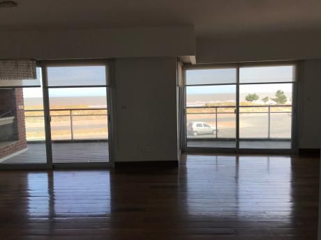 Se Vende Apartamento 3 Dormitorios En Carrasco