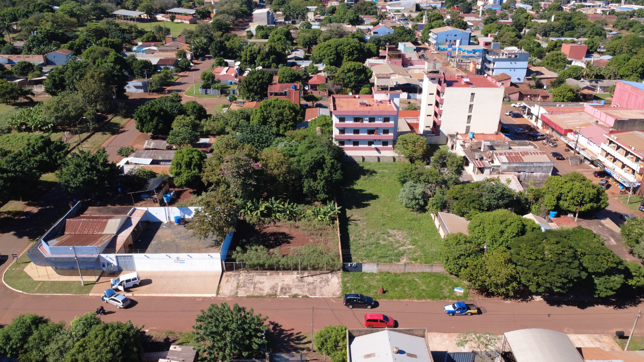 AMPLIO TERRENO EN VENTA HERNANDARIAS — foto 2