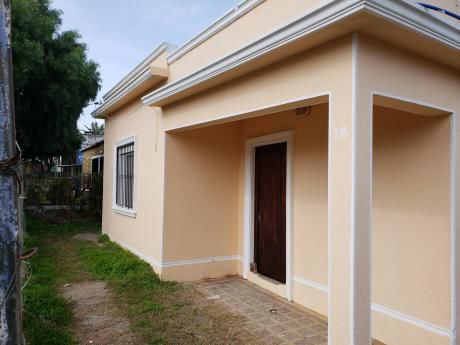 Alquilo Casa