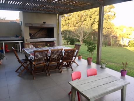 Alquiler De Casa 3 Dormitorios Barrio Privado Altos De La Tahona