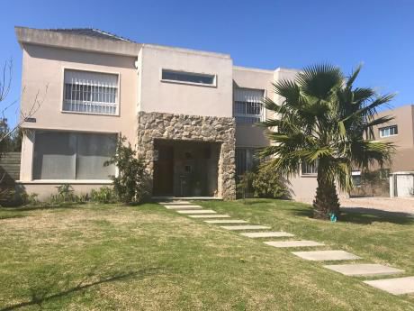 Excelente Casa En Olivos