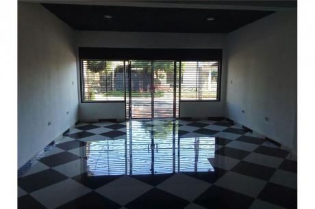 Hermoso Salón Comercial En Capiatá - Ruta 1