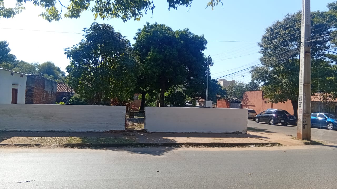 Alquilo Terreno en el Centro De Luque — foto 3