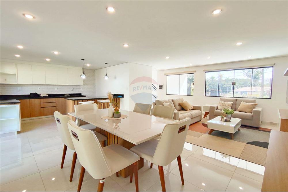 AMPLIO Y MODERNO DÚPLEX A ESTRENAR EN LOMA MERLO- — foto 3
