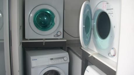 4to Piso, 1 Dormitorio, Cerca De Xxx