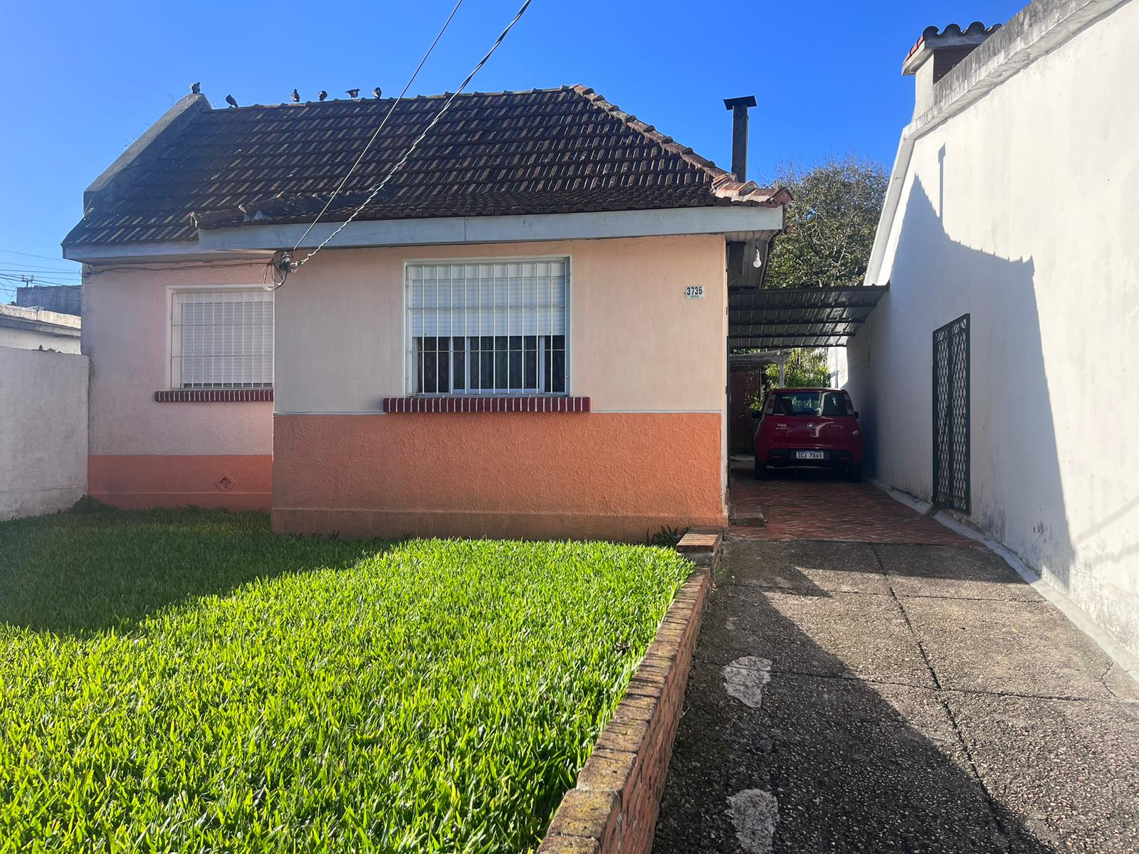Venta Casa + 2 Aptos independientes! 